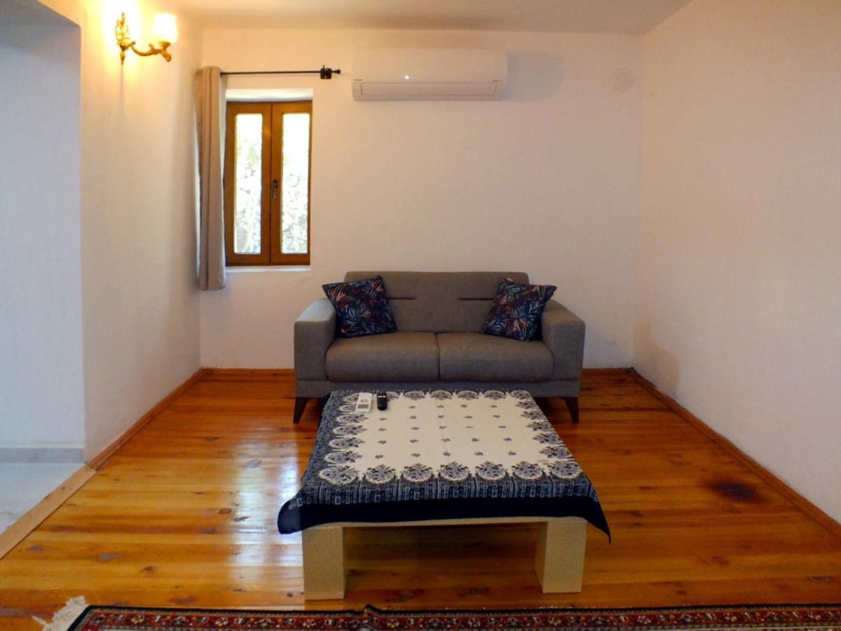Aparthotel Guelsen Apart -Doga Manzarali Bahce Kati à Kaş Extérieur photo